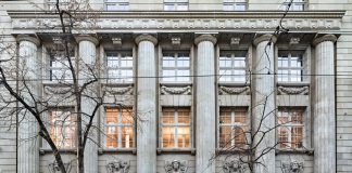 UBS Buys Automated Investment Service Wealthfront To Expand Into Younger U.S. Investors Market