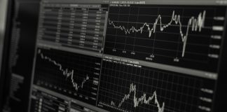 U.S. Investors Barred From Buying Russian Debt, Stocks in Secondary Market