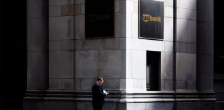 Goldman Promotes Record Number to Partner