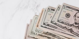 Experts Offer Mixed Forecast for March Mortgage Rates