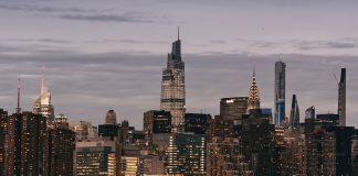 The Unsteady Seas of The US Banking Industry