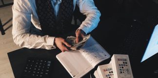 Global CFOs Face Trust Deficit In Financial Data Amidst External Challenges