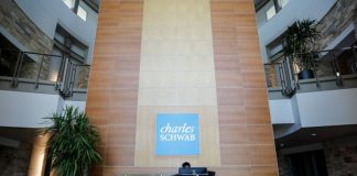 Charles Schwab Appoints Mike Verdeschi as Future CFO Amidst Expansion