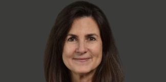 Starbucks Announces CFO Transition, Welcomes Cathy Smith