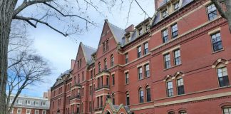 Harvard University Plans $1B Private Equity Sale Amid Volatility