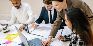 FTI Survey Shows CFO Confidence with Risks Ahead