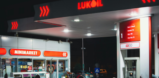 Lukoil Reaches Agreement with Carlyle on Sale of Overseas Assets
