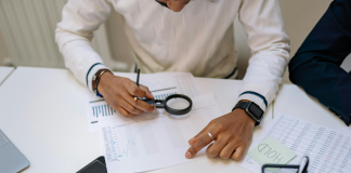 CFOs Rework Strategy as Prolonged Uncertainty Reshapes Middle-Market Performance